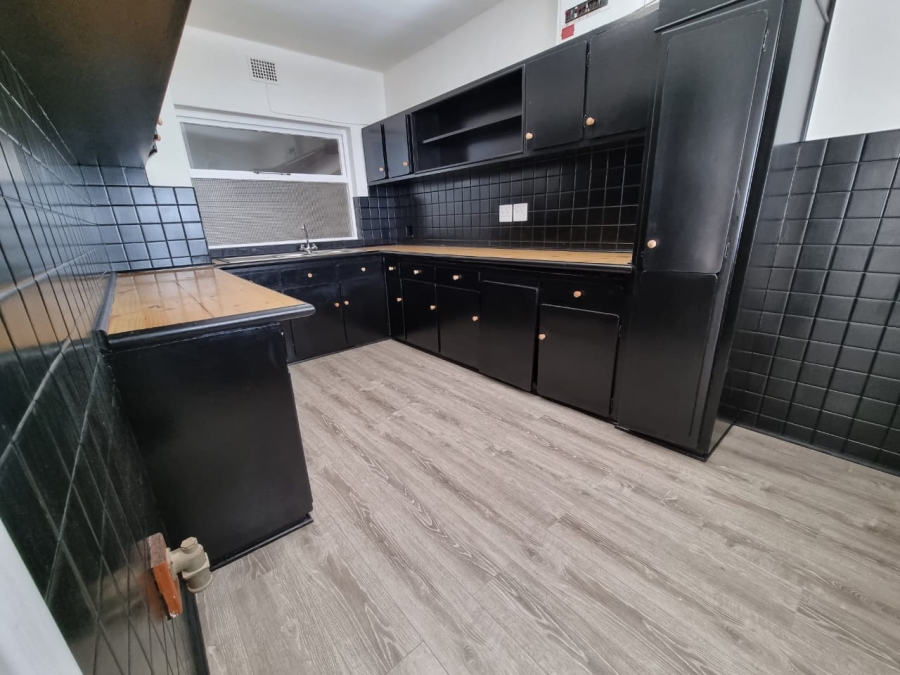 2 Bedroom Property for Sale in Mouille Point Western Cape